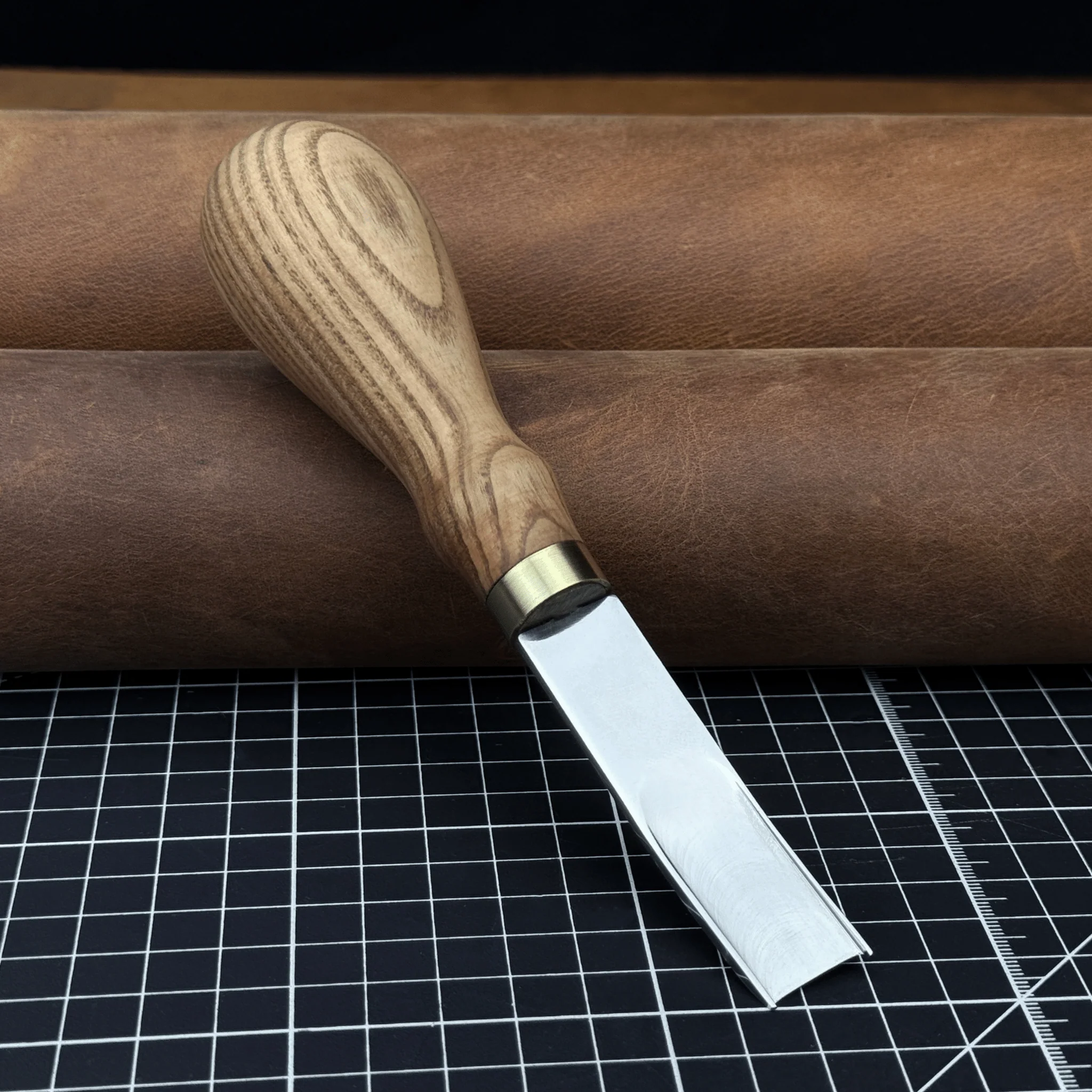 Skiving Knives
